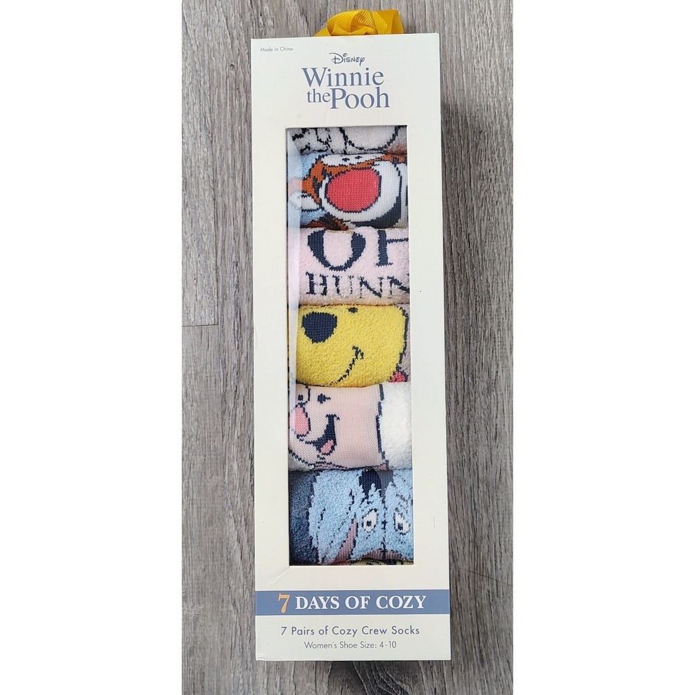 Disney Winnie the Pooh Socks Womens 4-10 7 Days Of Cozy Crew
